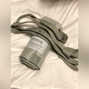 LULU LEMON - yoga towel and yoga mat strap